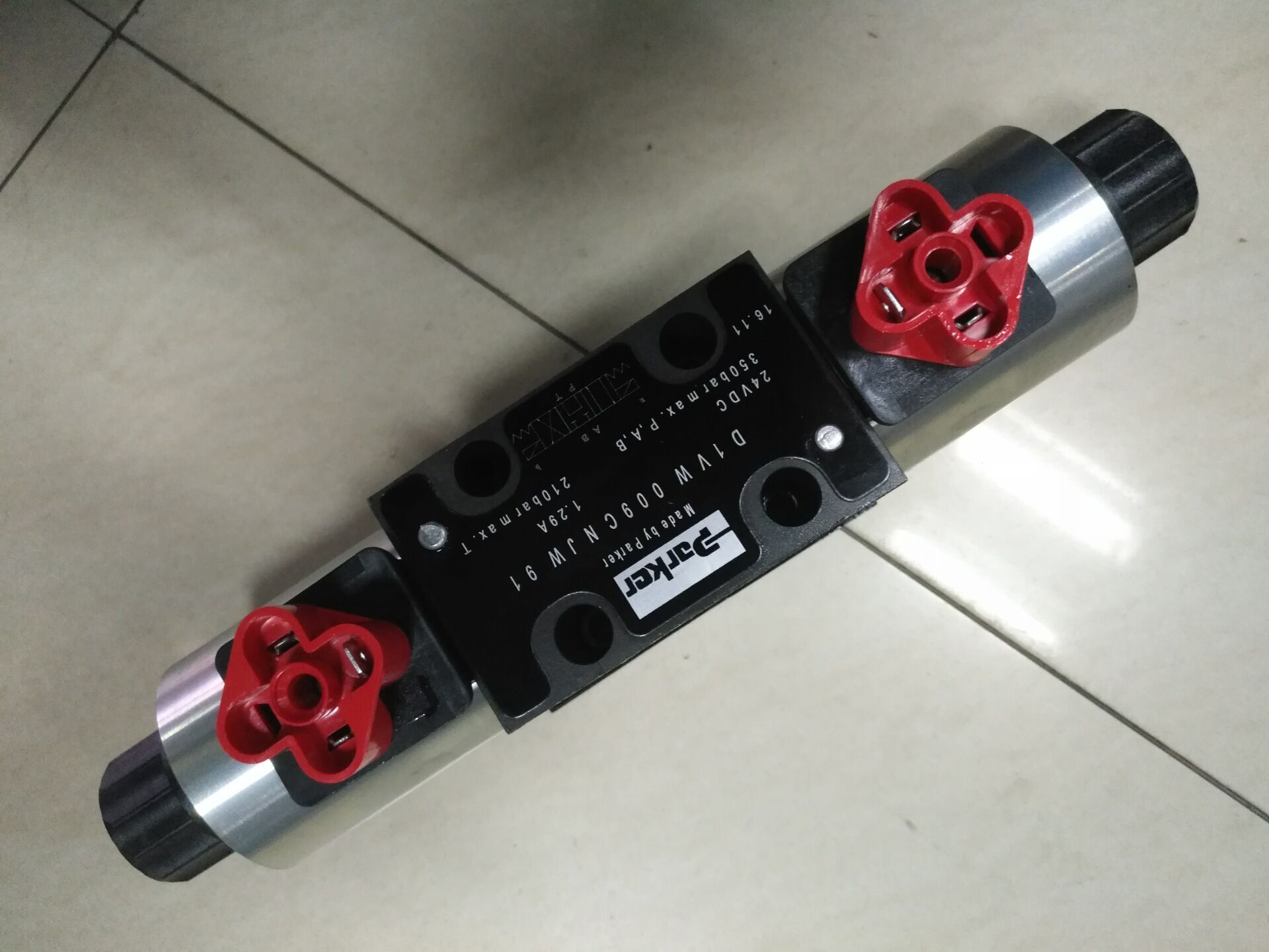 D1VW009CNJW91 電磁換向閥