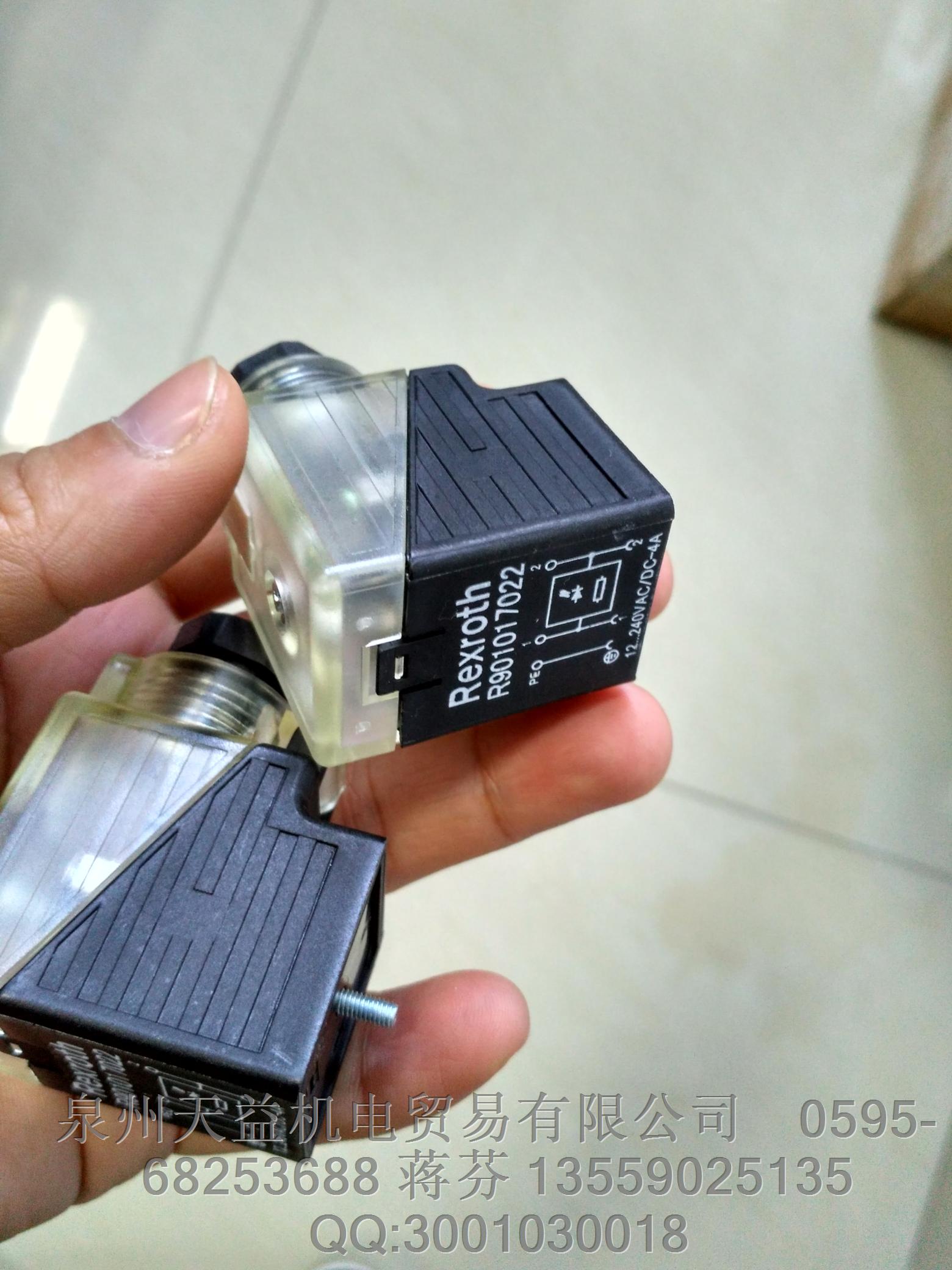 REXROTH  R901017022 帶燈插頭現(xiàn)貨 