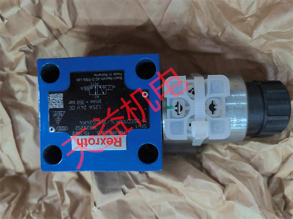 天益機(jī)電供應(yīng)rexroth工業(yè)產(chǎn)品"R900023126 插頭2.jpg" "M-3SED10UK14 350CG24K4.jpg" "R901029624 VT-DFPE-A-23 G24K0 0A